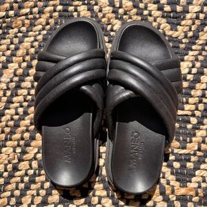 Maneō The Label boutique sandals, all leather upper 7.5